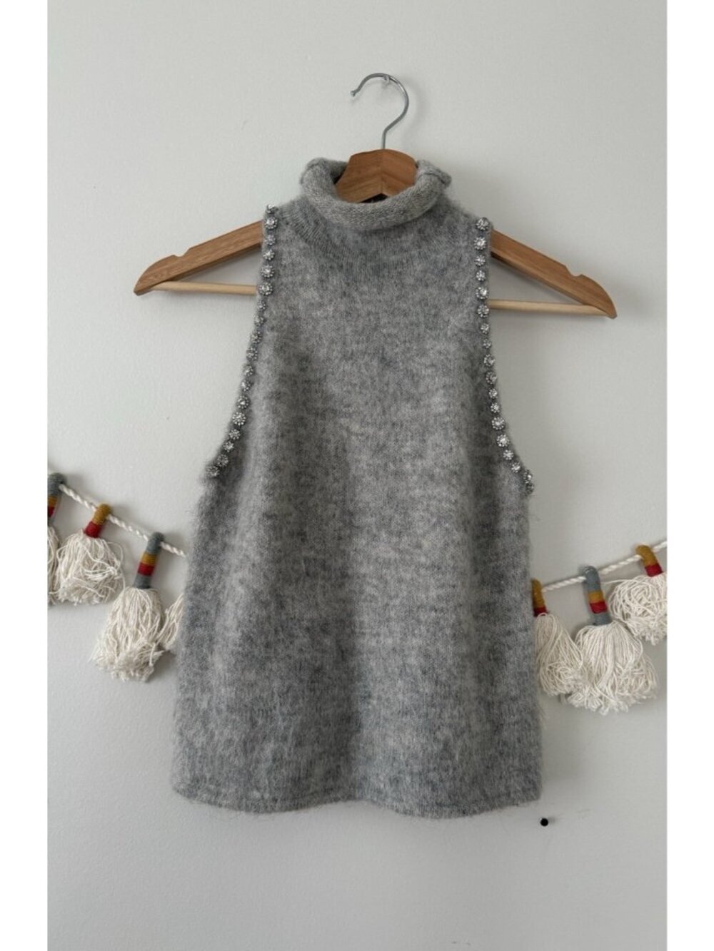 Zara Wool Blend Sleeveless Jewel Knit Turtleneck Sweater Top Blogger Favorite S